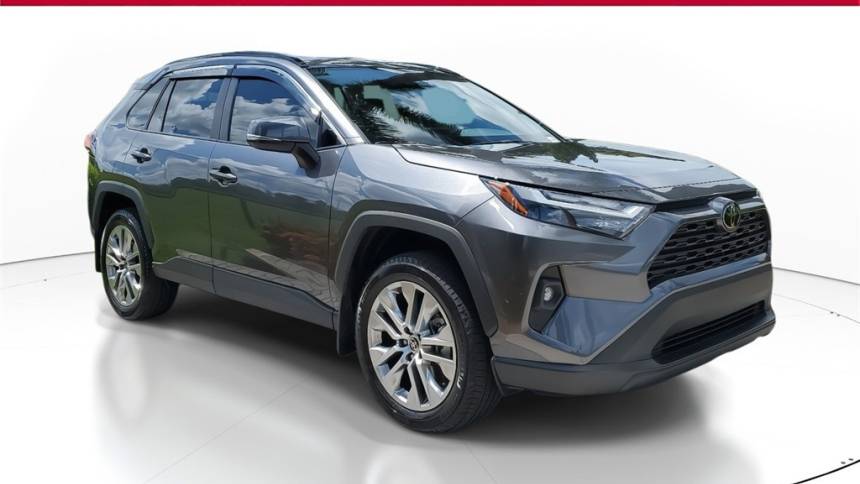 2024 toyota rav4 xle premium