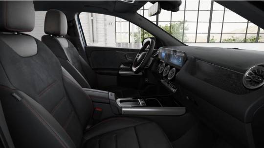 2025 Mercedes-Benz GLA