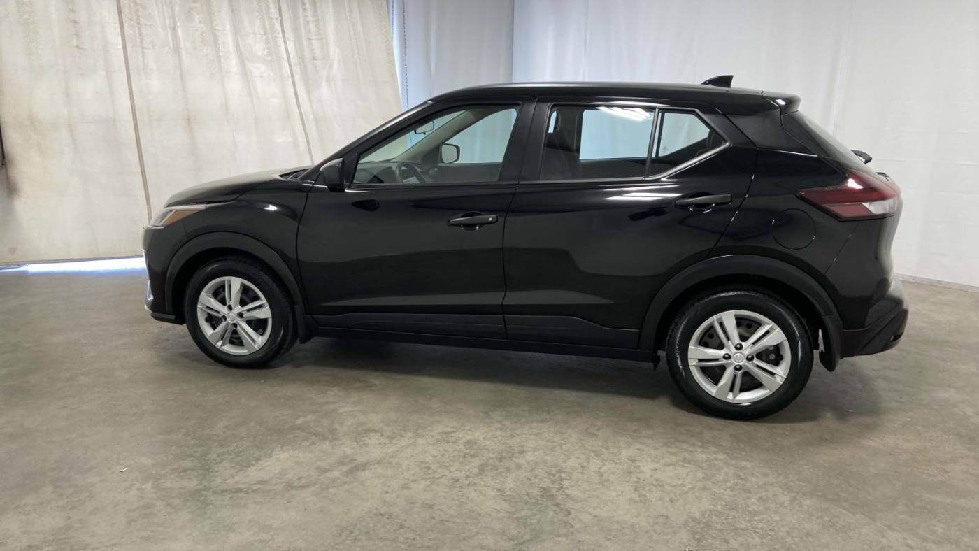 2022 nissan kicks s