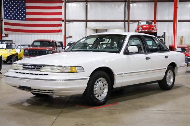 1997 ford crown victoria lx