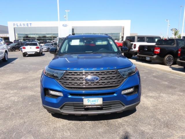 2022 ford explorer xlt