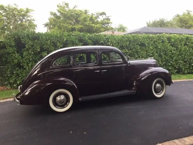 1938 ford deluxe v-8
