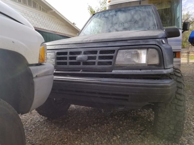 1992 geo tracker same suzuki sidekick 4x4 4wd a/c