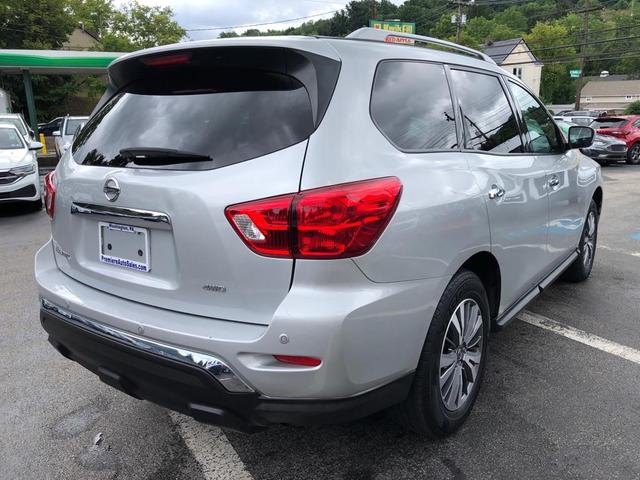 2020 nissan pathfinder s