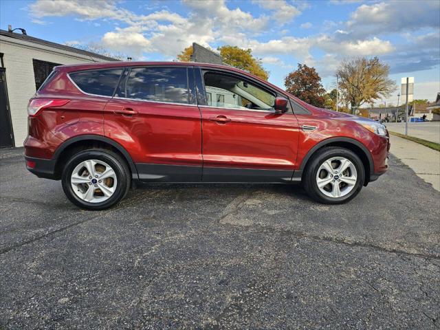 2014 ford escape se