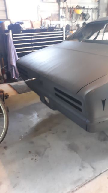 1968 pontiac firebird sprint 6, 4 speed no engine or transmission body work comp