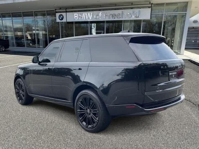 2023 land rover range rover p530 se