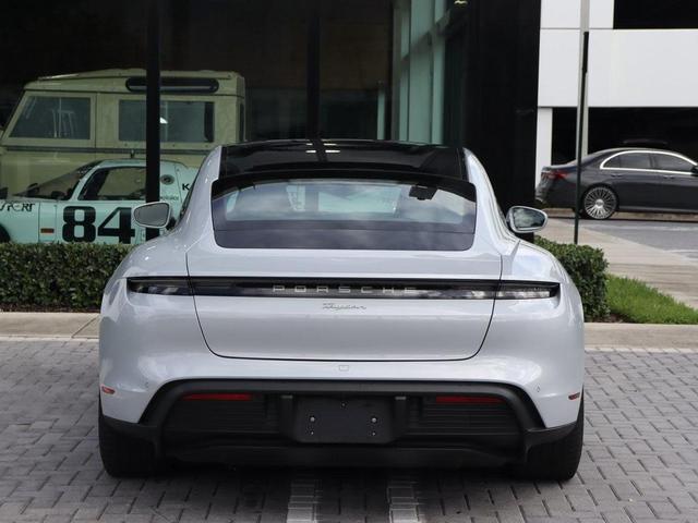 2021 porsche taycan base