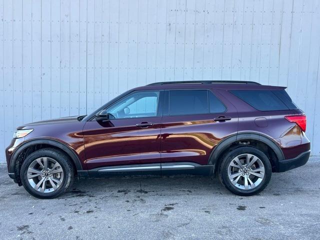 2022 ford explorer xlt