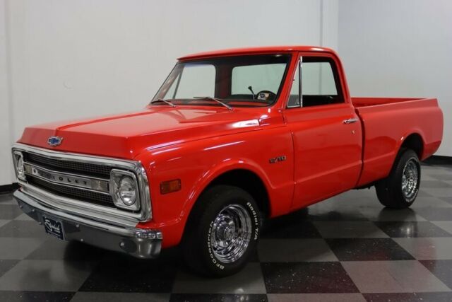 very sharp classic chevy! great colors! 350 v8, auto, a/c, ps/b w/ front disc