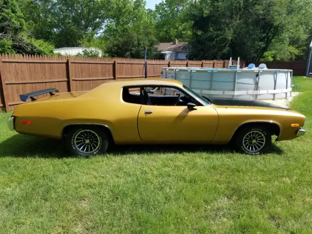 1974 plymouth satellite sevring plus roadrunner