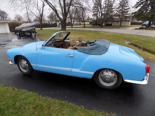 1971 volkswagen karmann ghia convertible / clean restored car