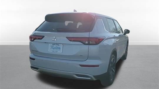 2022 mitsubishi outlander se