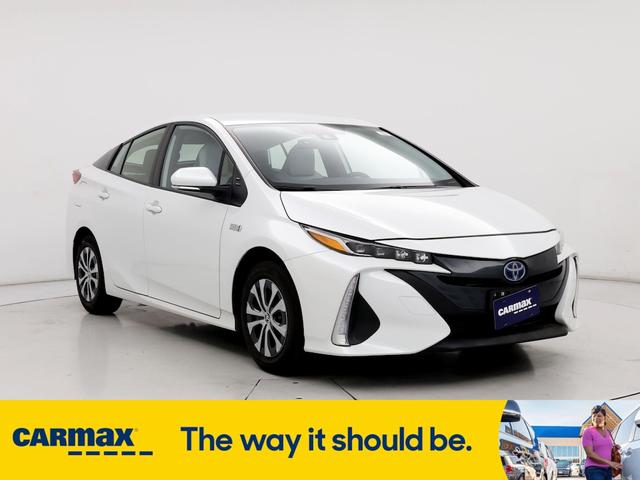 2021 toyota prius xle