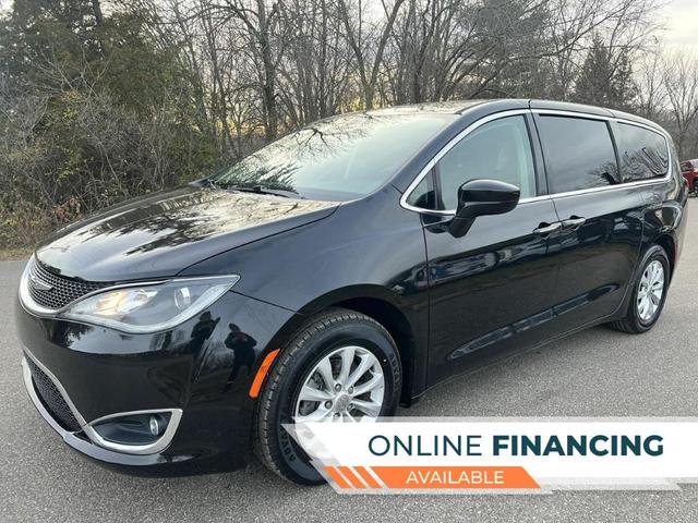 2018 chrysler pacifica touring plus