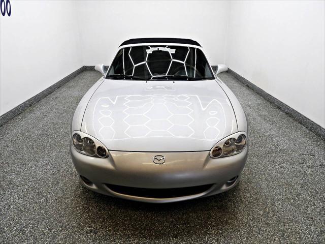 2004 mazda mx-5 miata ls 2dr roadster
