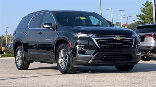 2023 chevrolet traverse lt cloth
