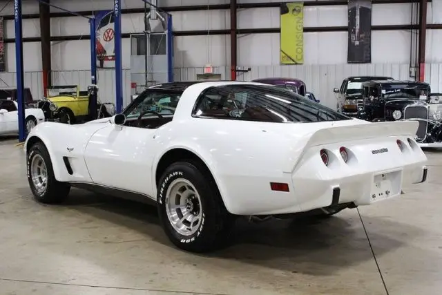 1979 chevrolet corvette 26234 miles white coupe l82 350 v8 4 speed manual