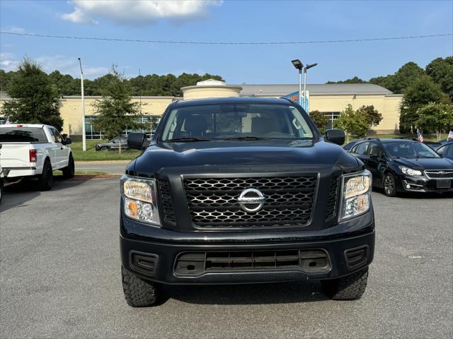 2018 nissan titan sv