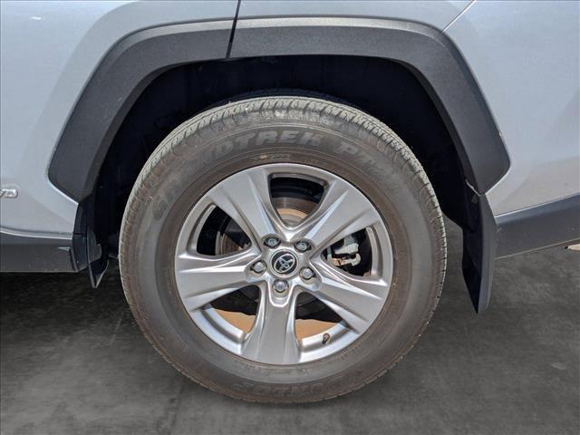 2022 toyota rav4 hybrid se