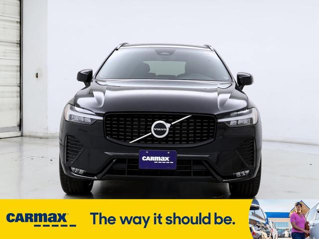 2022 volvo xc60 b5 r-design