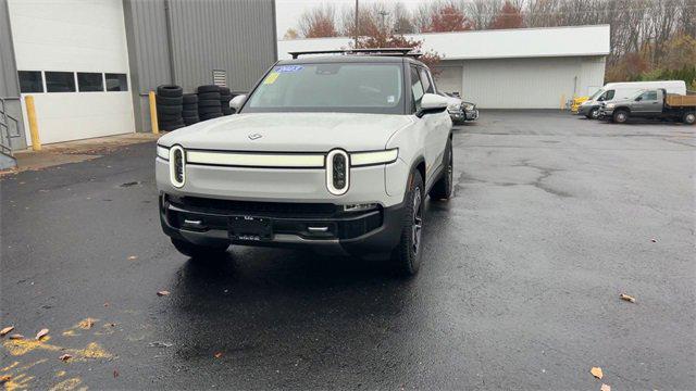 2023 rivian r1s adventure