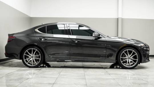 2023 Genesis G70