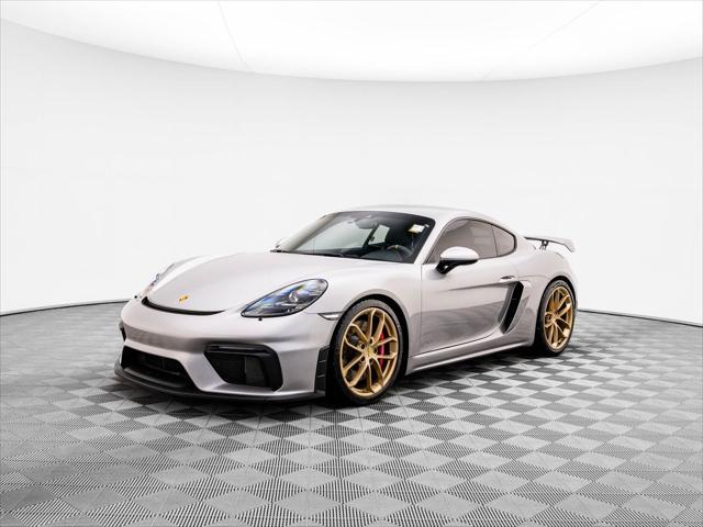 2022 porsche 718 cayman gt4