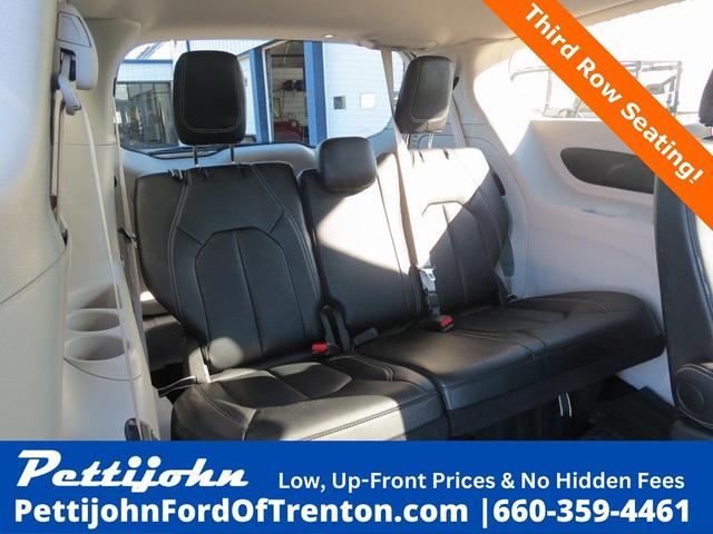 2024 chrysler pacifica touring-l