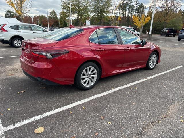 2024 toyota camry le