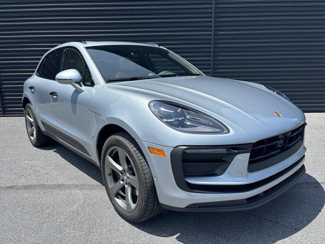 2024 porsche macan base