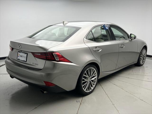 2016 lexus is 300 base