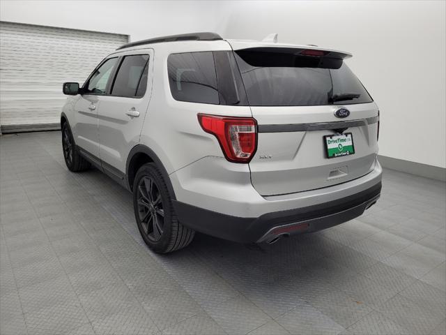 2017 ford explorer xlt