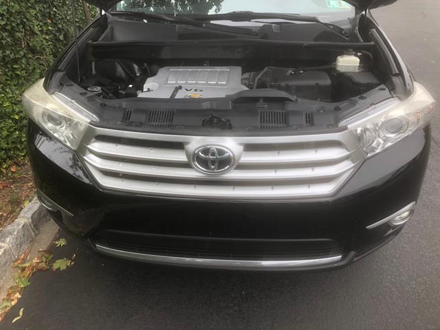 2012 toyota highlander limited