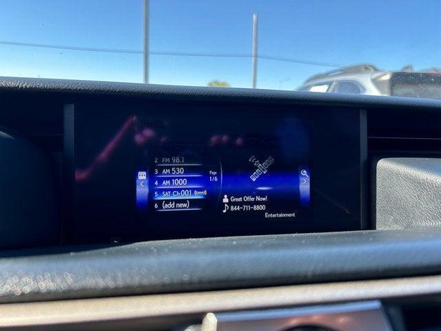 2019 lexus is 300 base