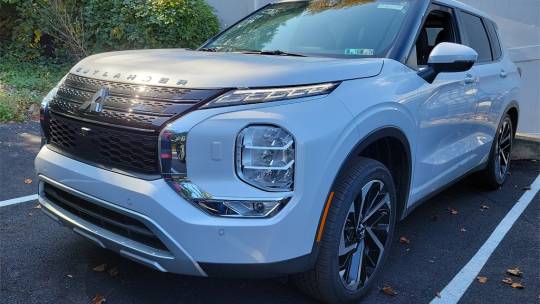 2024 Mitsubishi Outlander