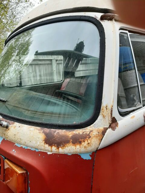 1972 vw vanagon. bus