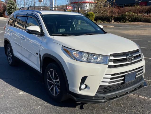 2019 toyota highlander xle