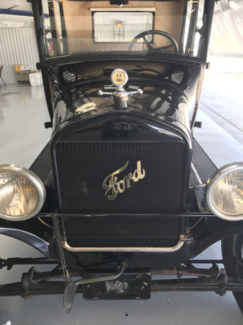 1926 ford model t base 2.9l. great parade car !
