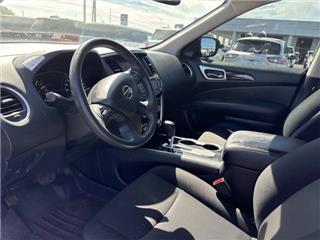 2018 Nissan Pathfinder s