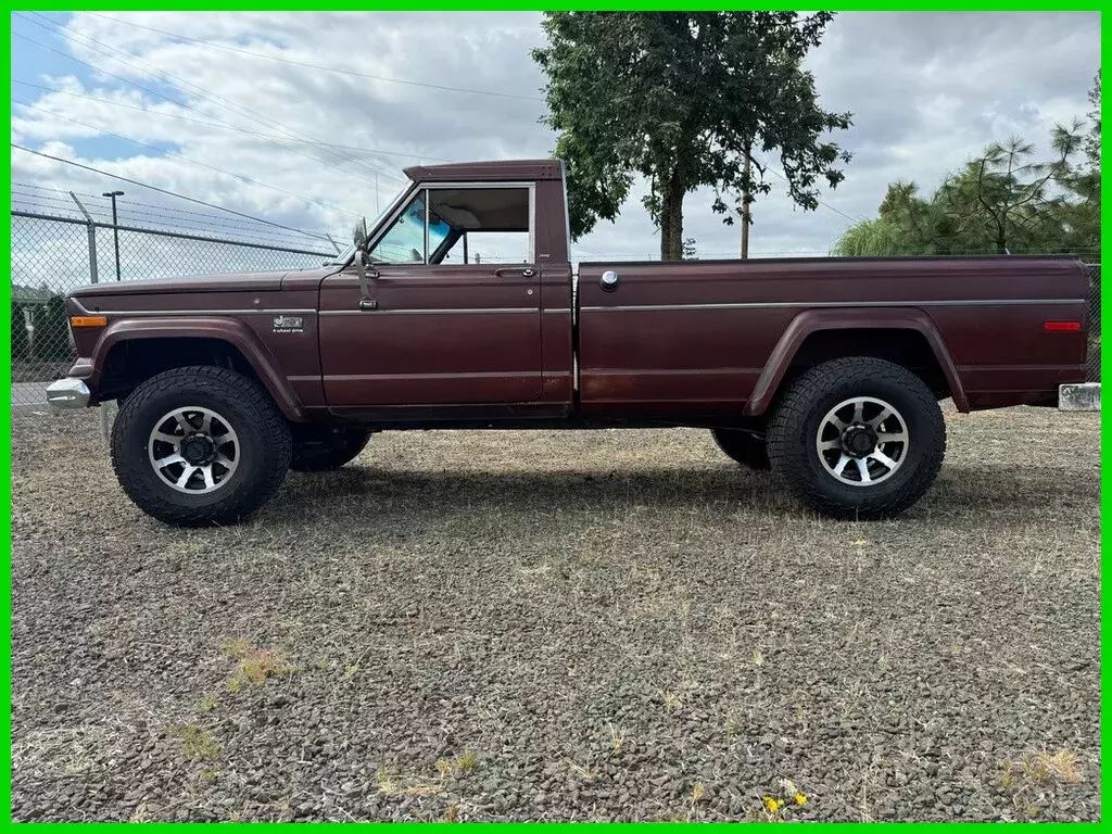 1976 jeep j20 360 c.i.d. straight body clean title