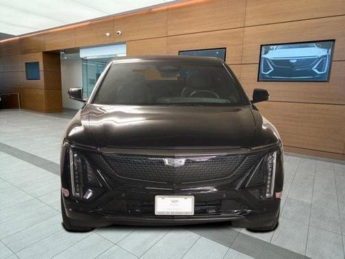 2024 cadillac lyriq