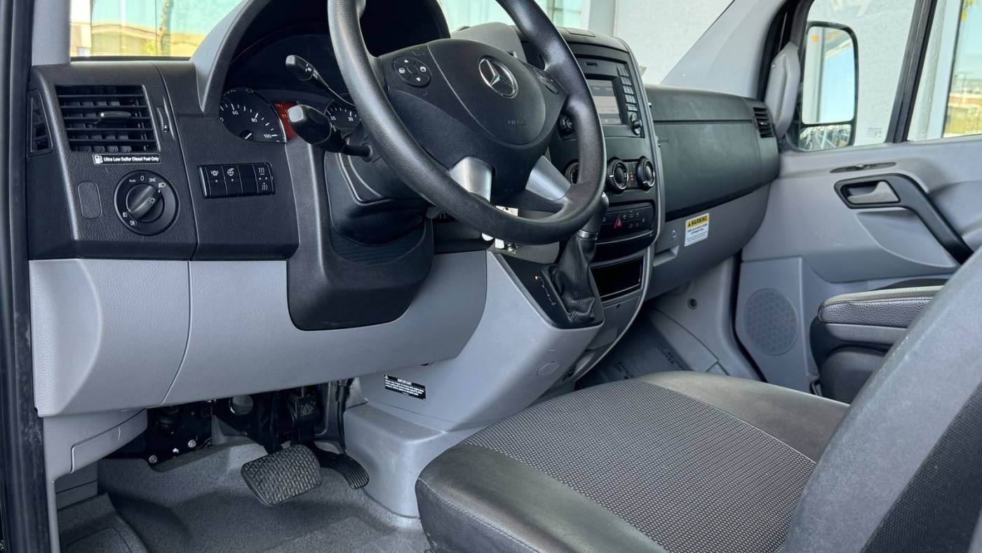 2017 mercedes-benz sprinter 2500