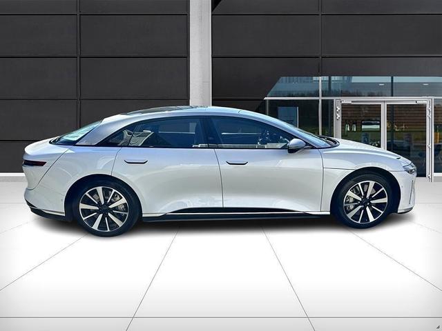 2022 lucid air grand touring