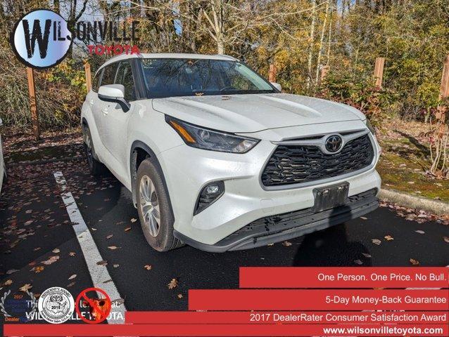 2022 toyota highlander xle
