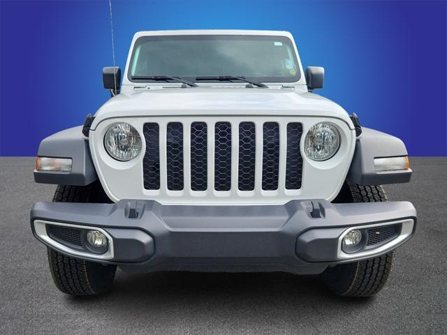 2023 jeep gladiator sport s