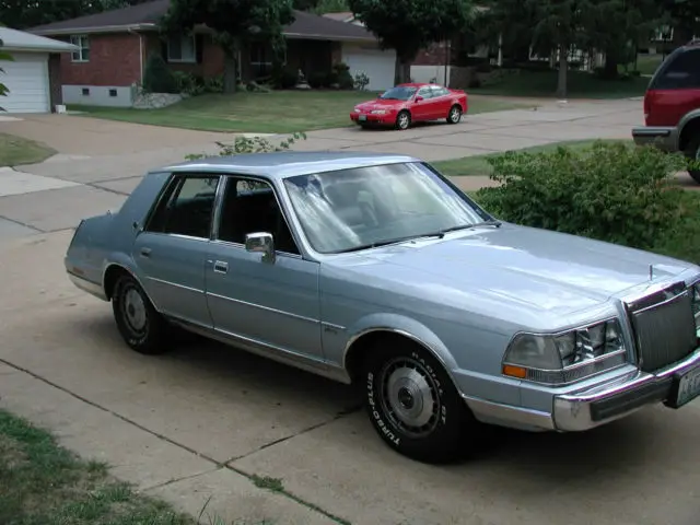 1986 lincoln continental base sedan 4-door 5.0l must sell