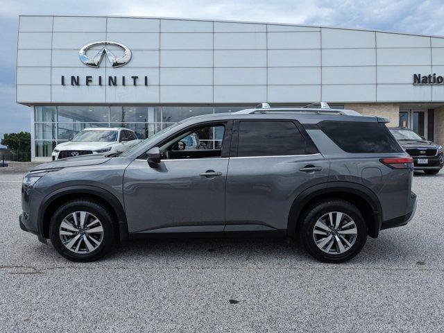 2022 nissan pathfinder sl