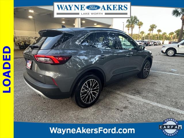 2023 ford escape base