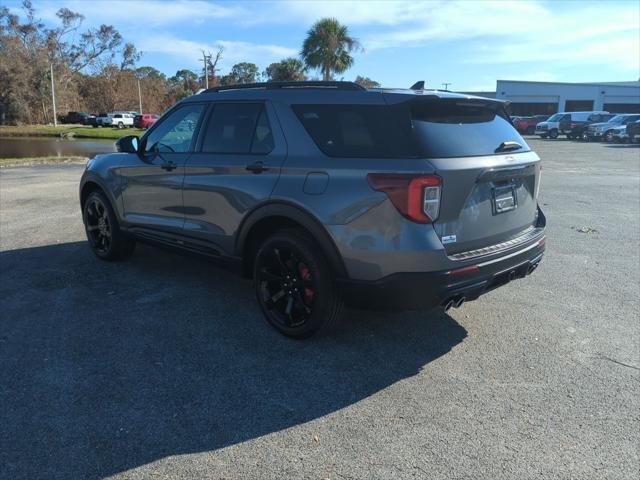 2021 ford explorer st
